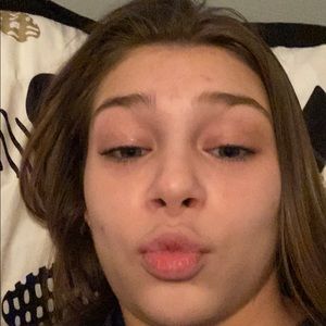 Meet your Posher, Leah